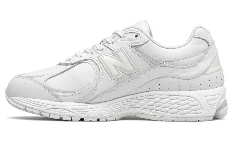 new-balance-2002r ML2002RI