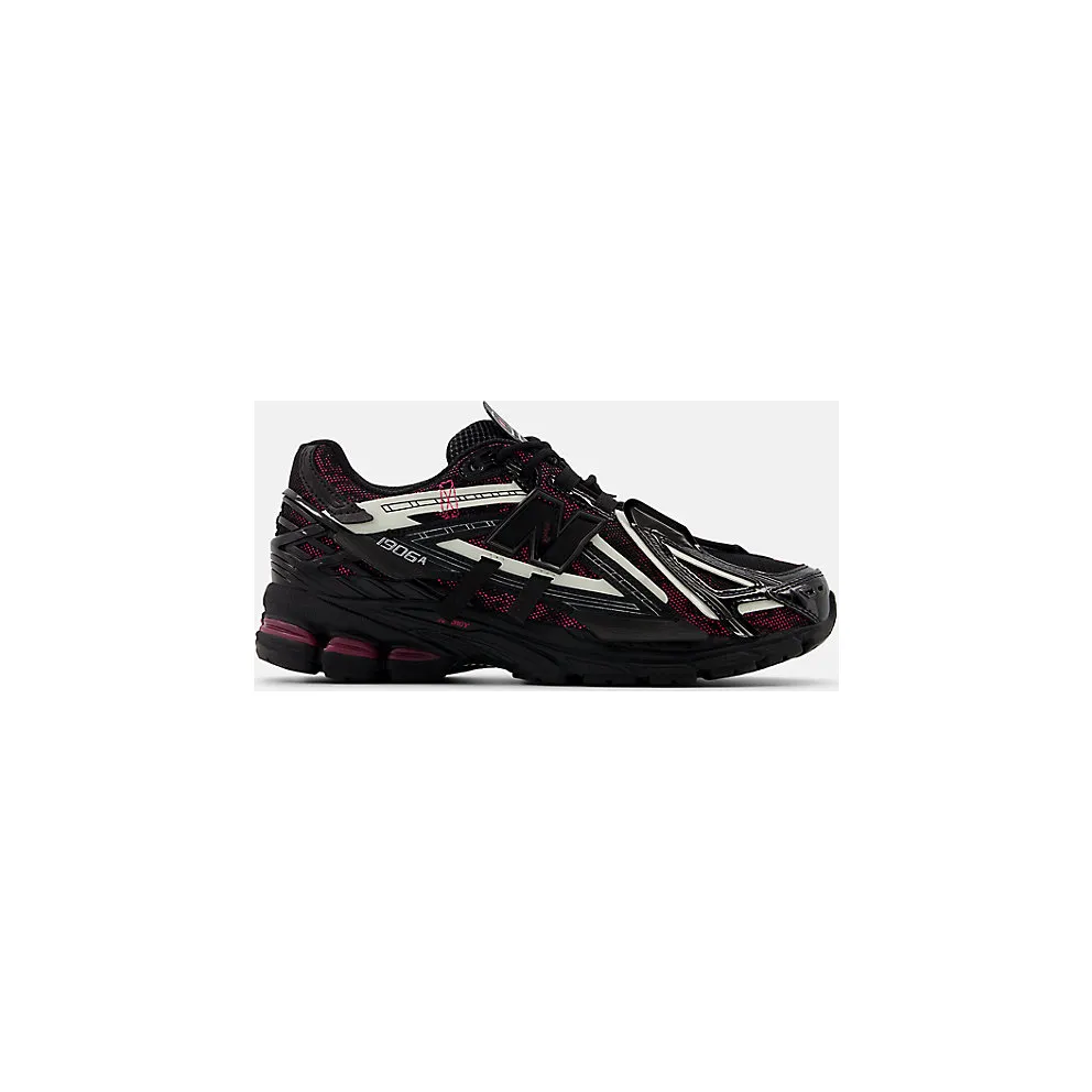 New Balance 1906A “Black Drogon Berry” (U1906AD)