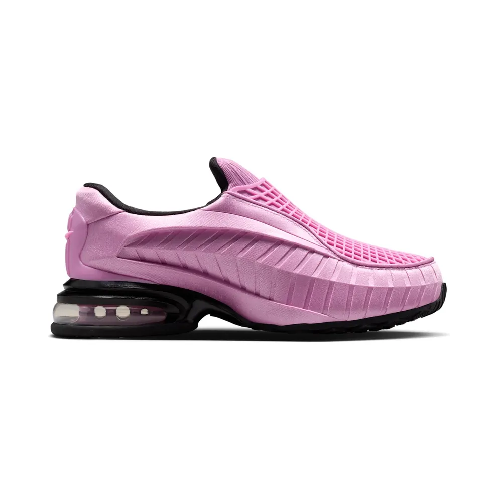 Nike Air Max Dolce – “Light Magenta / Light Magenta / Black” (IB4527-500)