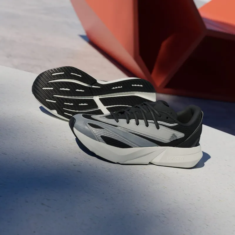 Adidas Lightblaze Core Black / Grey One / Carbon (JS4255)