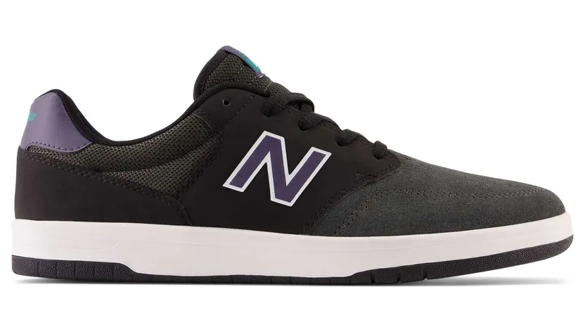 New Balance NB Numeric 425 Schwarz/Noir (NM425BNP)