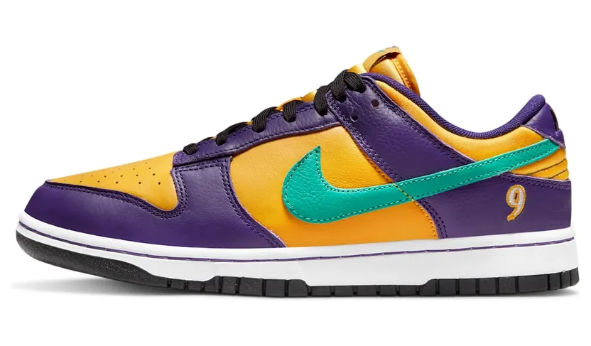 Nike DUNK LOW “Lisa Leslie” (DO9581-500)