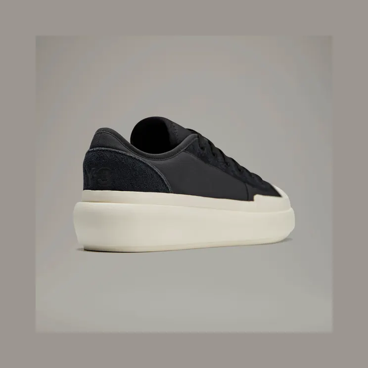 adidas-court ID4210