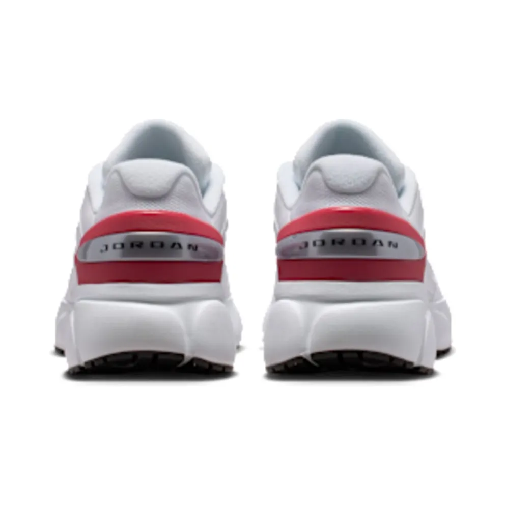 Nike Jordan Trunner Flow “White / Gym Red / Metallic Silver / Black” (IO2091-101)