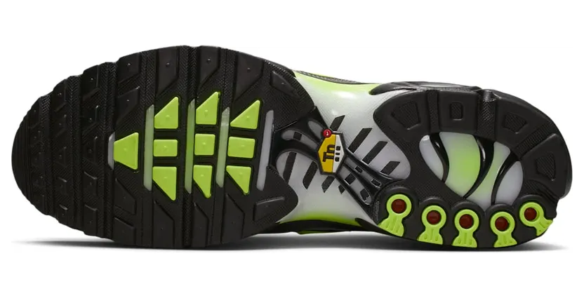 nike-air-max IQ0288-100