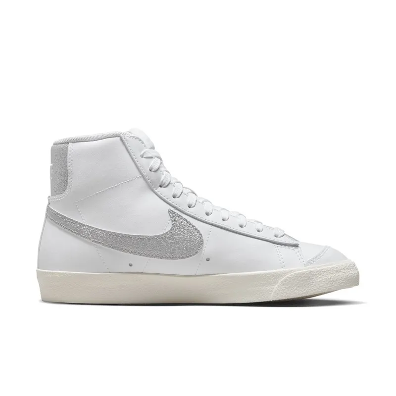 Nike Blazer Mid ’77 ESS White (DQ7574-100)