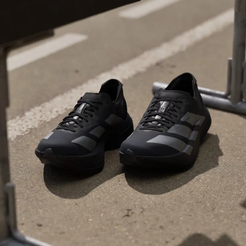 Adidas Adizero Adios Pro 4 Core Black / Iron Metallic / Carbon (JR4887)
