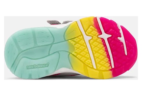 new-balance-sneaker IO888GR2