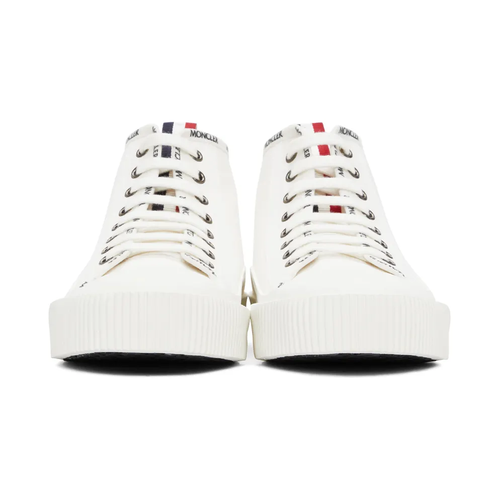 Moncler White Lissex (4M739 – 40 – 02SSA)