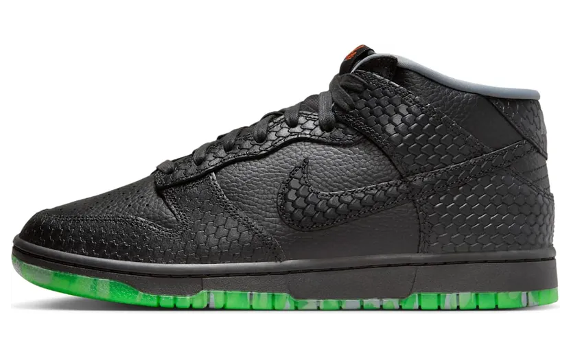 Nike Dunk Mid FQ8749-010