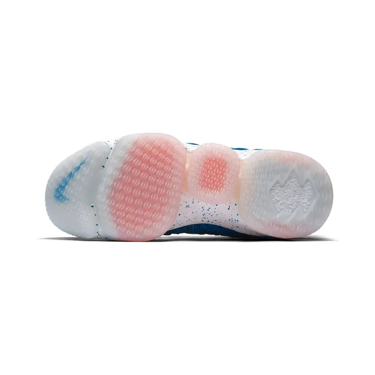 nike-lebron-15 897648-400