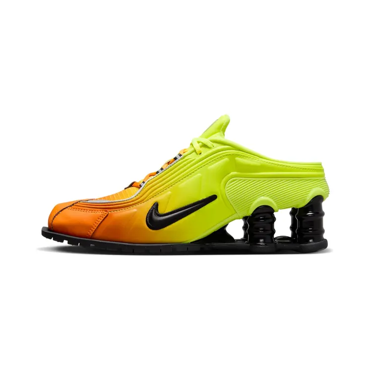 Nike x Martine Rose Shox MR4 “Safety Orange / Metallic Silver / Black” (DQ2401-800)