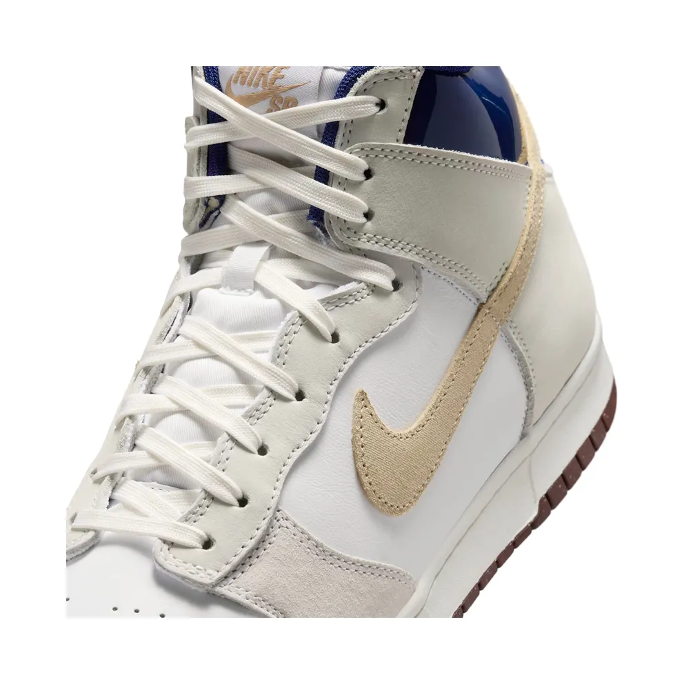 Nike SB Dunk White/Ivory/Sand Dune/Blue Void/Dark Team Red (IU4491-100)