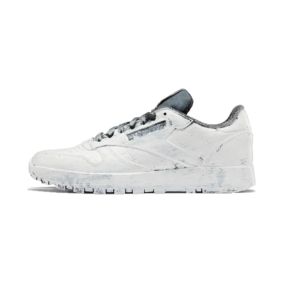 Reebok Classic Leather Tabi Shoes Black / White / Black