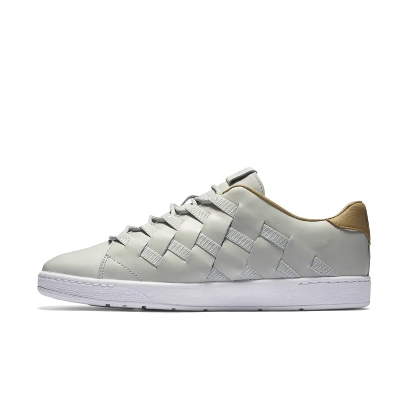 Nike  Tennis Classic Ultra Premium QS Light Silver Light Silver/Light Silver (830699-003)