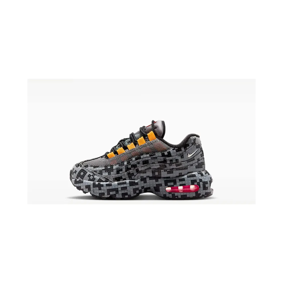 Nike Air Max 95 LEGO Pixel Camo “Smoke Grey / Black / University Gold / Metallic Silver” (IO4800-001)