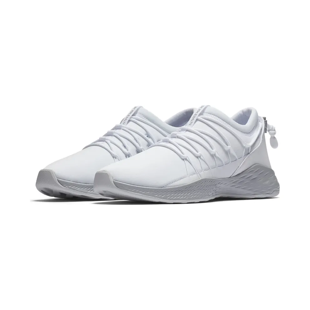 Jordan Formula 23 Toggle White Pure Platinum Wolf Grey (908859-100)