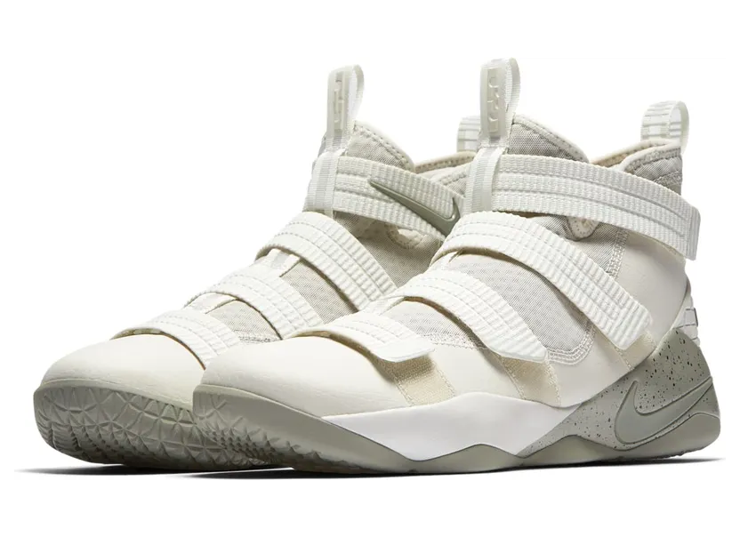 nike-lebron-soldier 897646-005