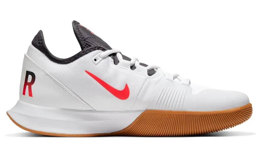 nikecourt AO7351-105