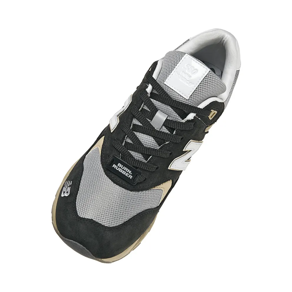 New Balance 580 Burn Rubber White Collar Black/Grey-White (MT580WC)