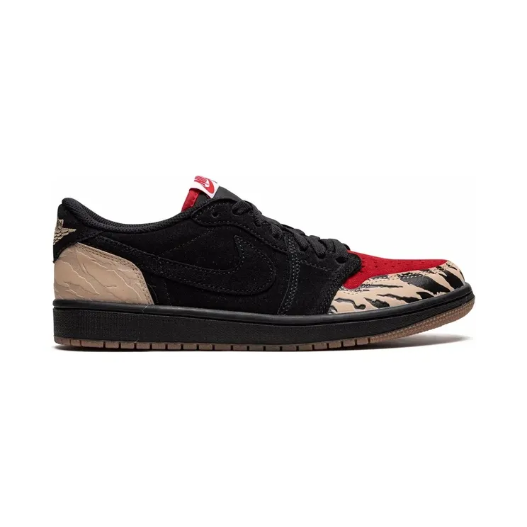 Jordan x Solefly Air Jordan 1 low-top Carnivore “Black” (DN3400)