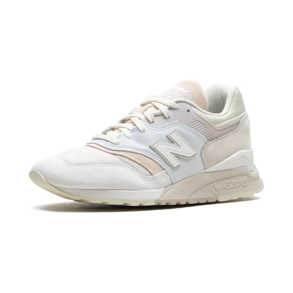 New Balance 997.5 “MiUSA Kith Easter White Ice Blue Peach” (U9975KT)