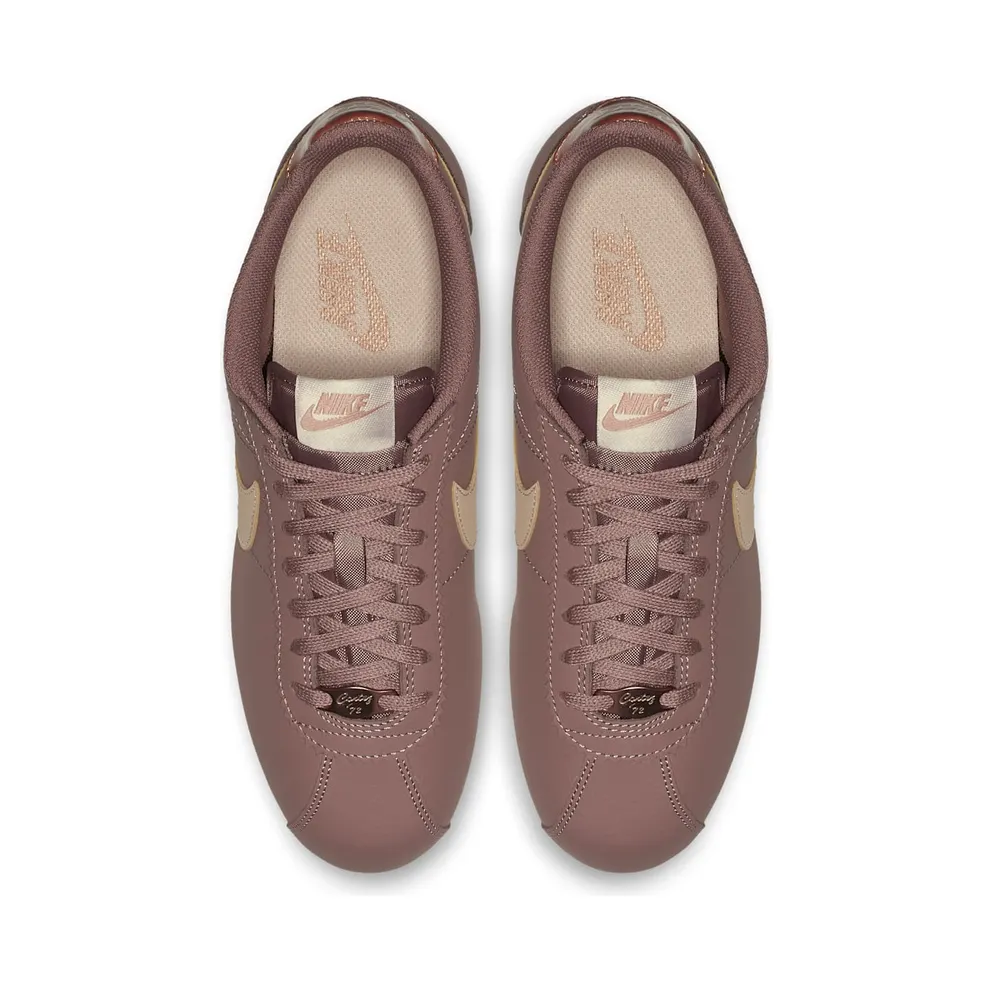 Nike Classic Cortez Smokey Mauve Metallic Red Bronze (W) Smokey Mauve/Metallic Red Bronze-Phantom-Particle Beige (AV4618-200)