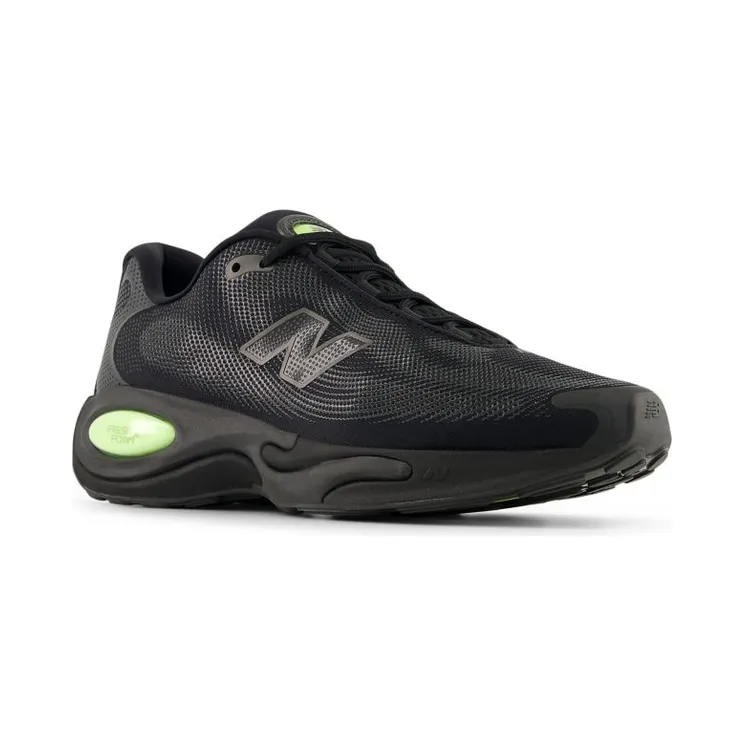 new-balance-sneaker MACR15LG