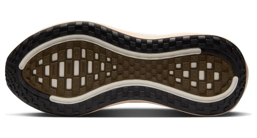 nike-vomero-plus IQ0370-121