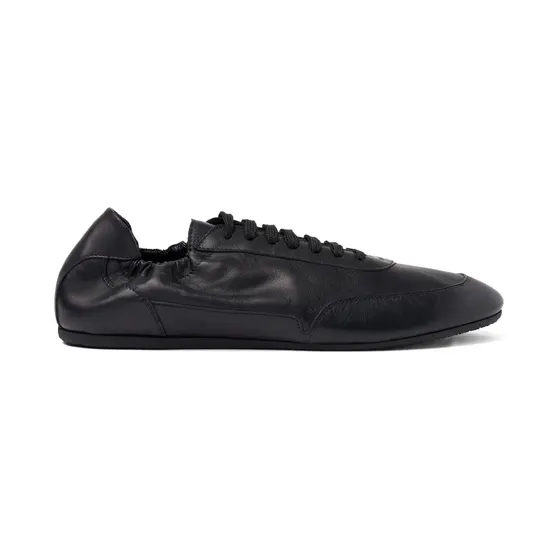 Scarosso Leggera “Black” (LEGGERASNEABLACALF)