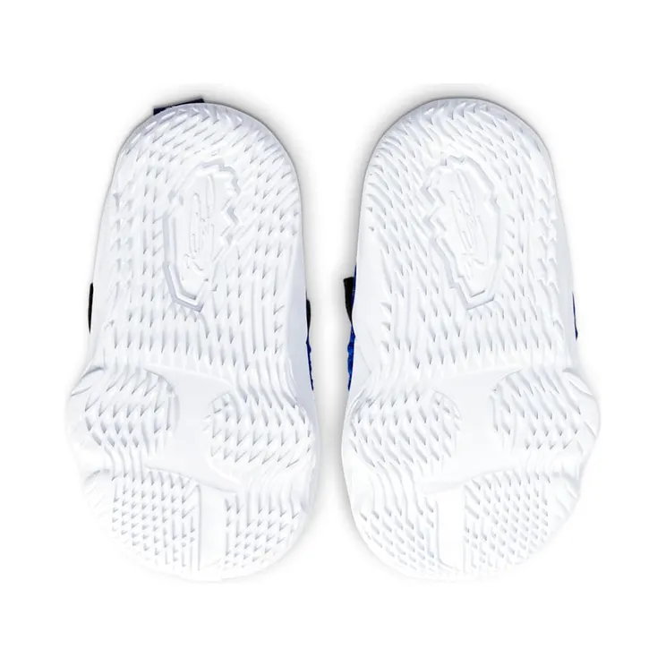 nike-lebron-17 CT4139-400
