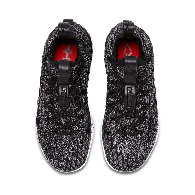 nike-lebron-15 922811-002