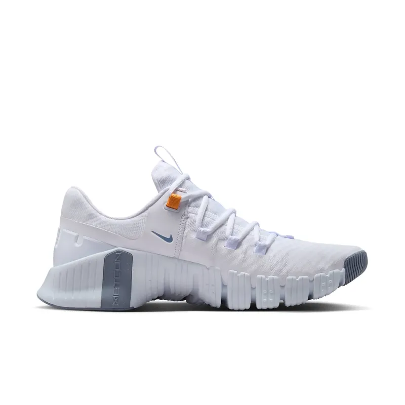 Nike Free Metcon 5 “White Football Grey” (DV3949-102)