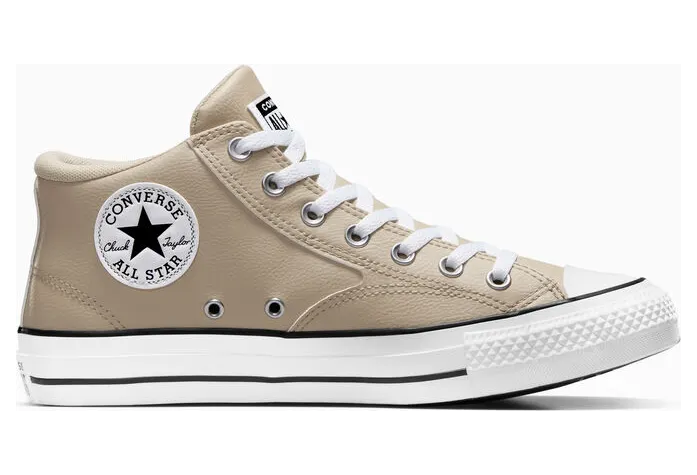 converse-chuck-taylor-all-star A05674C