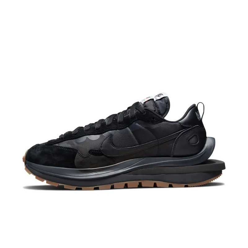 Nike x Sacai VaporWaffle Black Gum (DD1875-001)