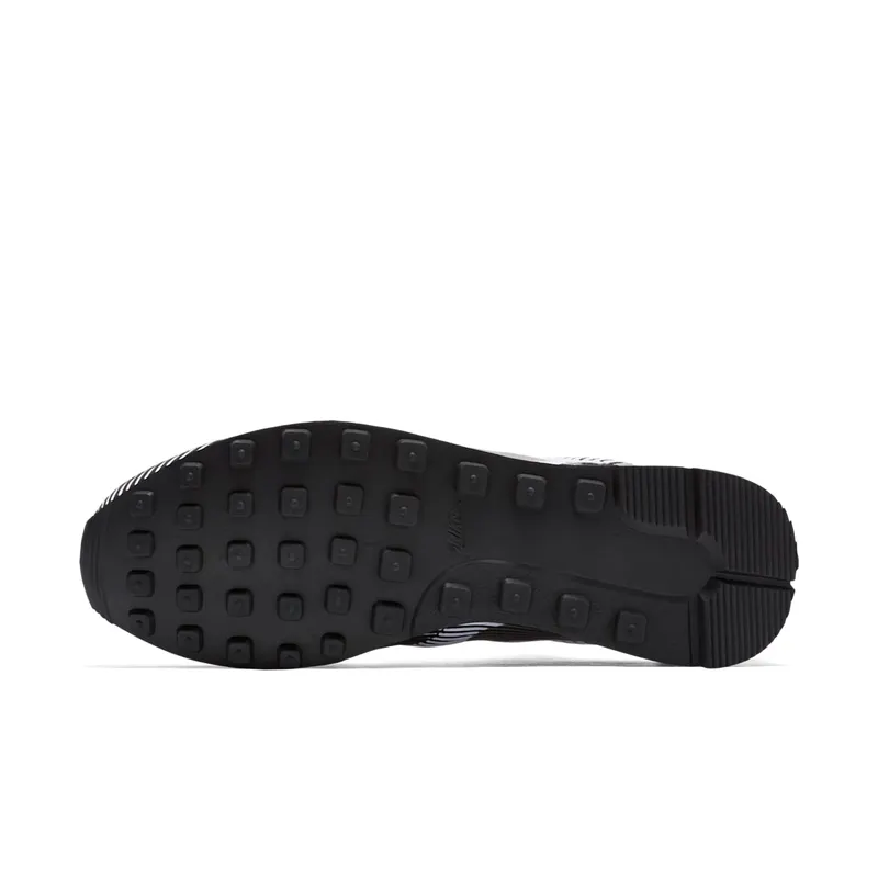 Nike Internationalist Kjcrd M Qs Black Black White Black/Black/White (829344-001)