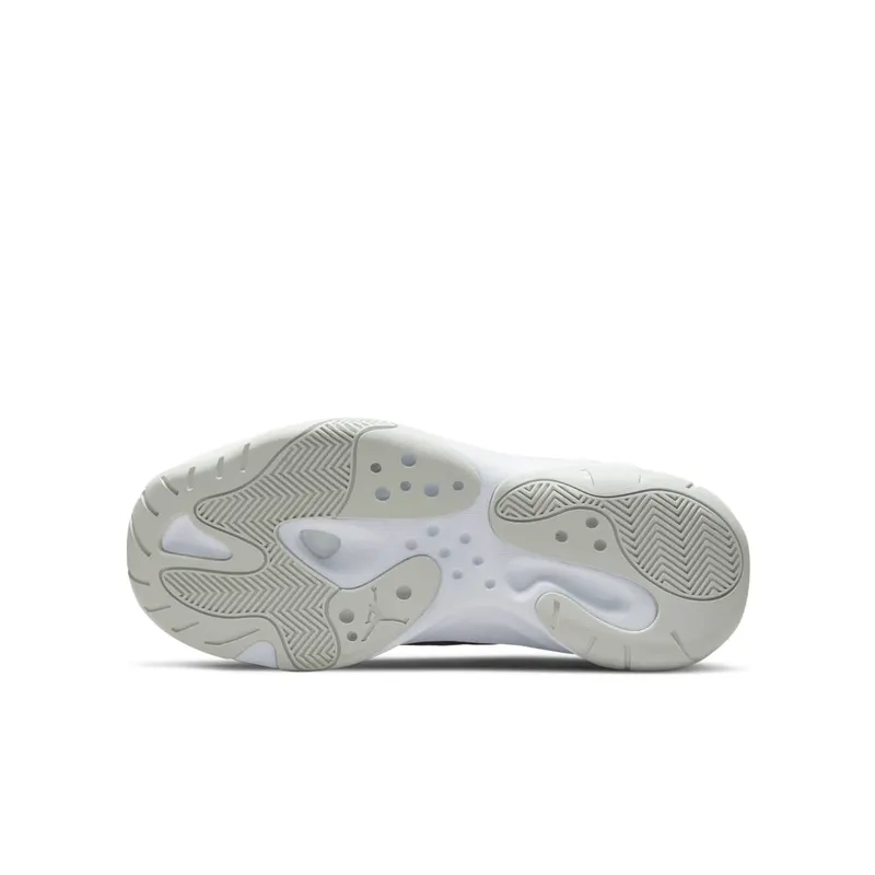 Air Jordan 11 CMFT Low Older Kids’ White (CZ0907-101)