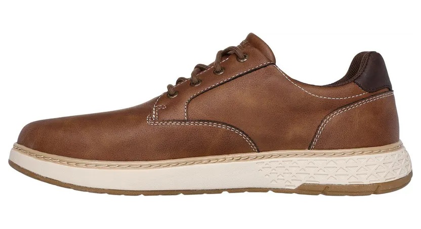 skechers-relaxed-fit 205234_BRN