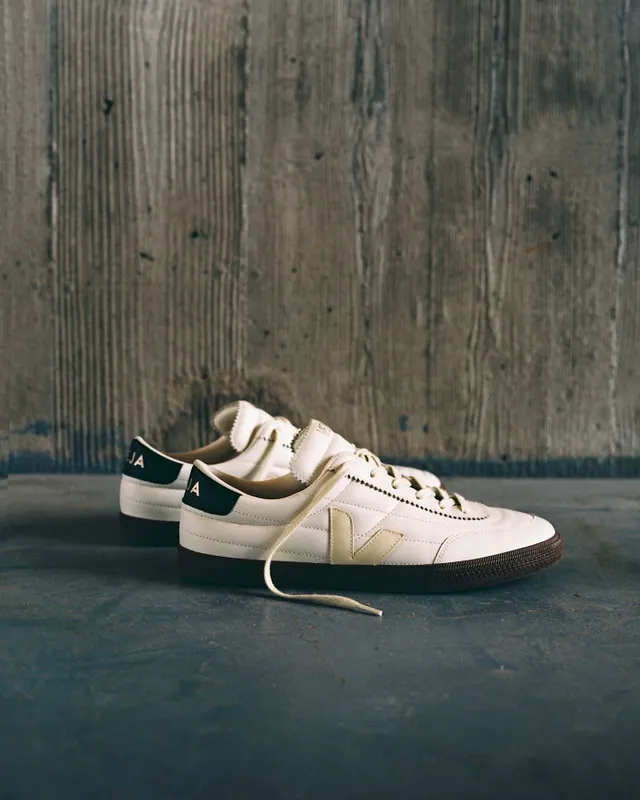 Veja Panenka White (FU2020896A)