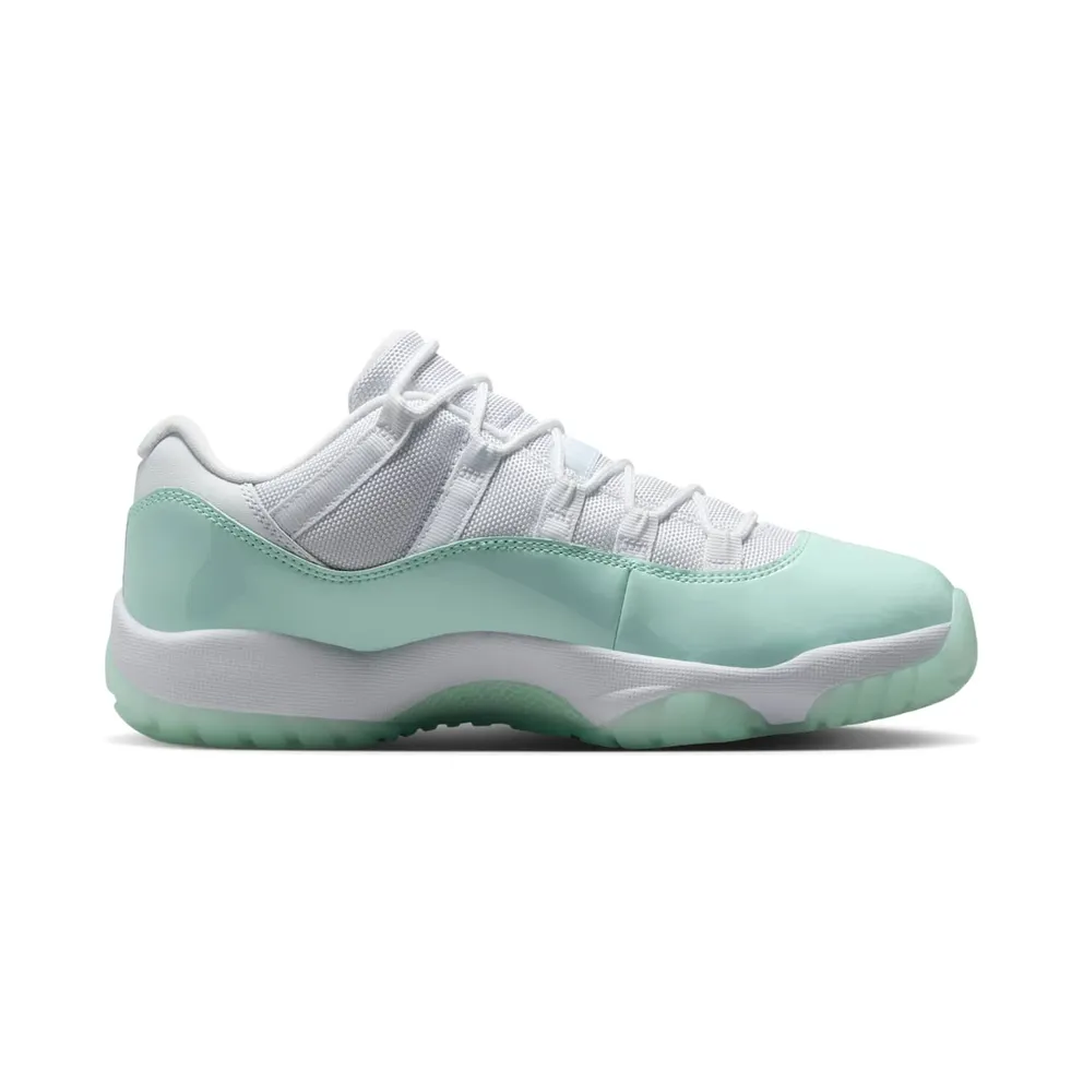 Air Jordan 11 Low “Igloo” (AH7860-103)
