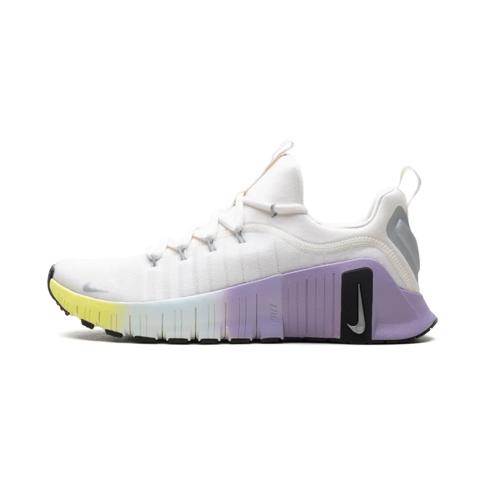 Nike Free Metcon 6 SE “Phantom Black Hydrangeas Metallic Silver” (HJ6214-001)