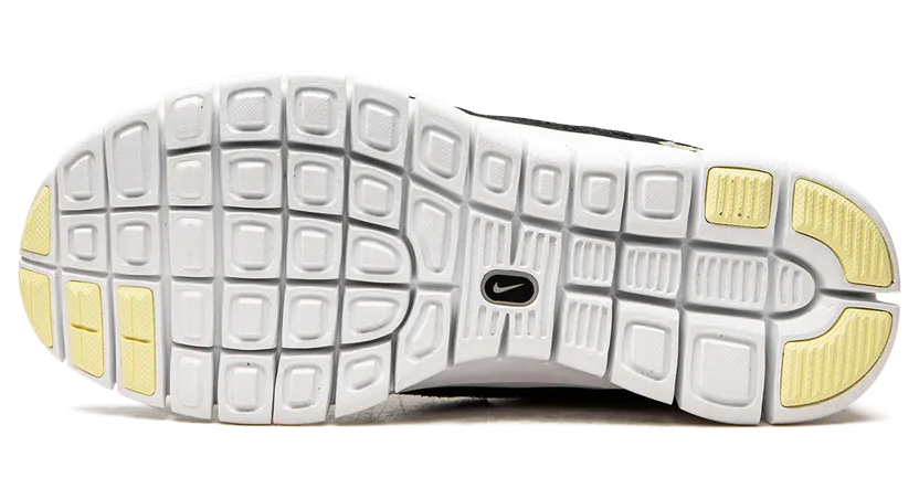 nike-free DM9057-002