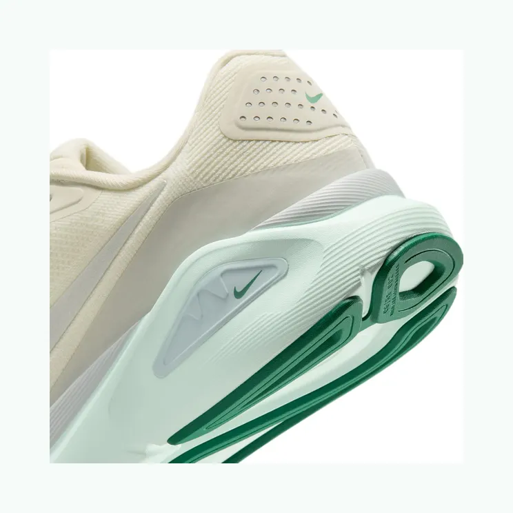 nike-structure-26 HJ1101-008