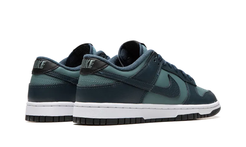 Nike Dunk Low PRM “Armory Navy” (DR9705-300)