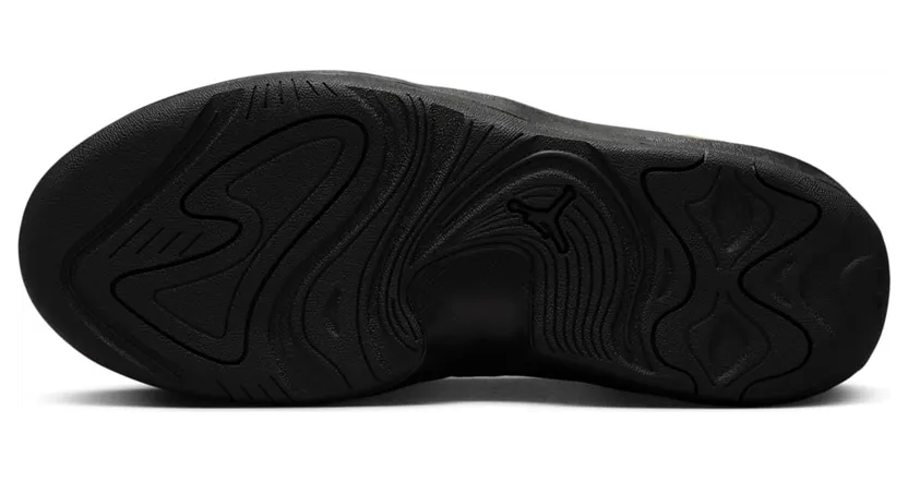 air-jordan-max-aura HQ2091-007