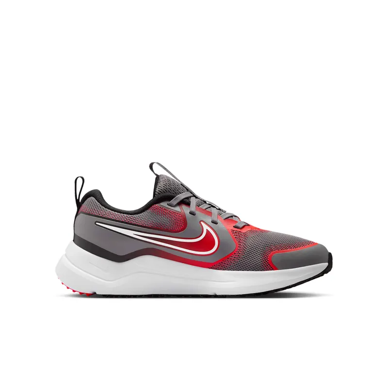 Nike Cosmic Runner Black (HM4402-012)