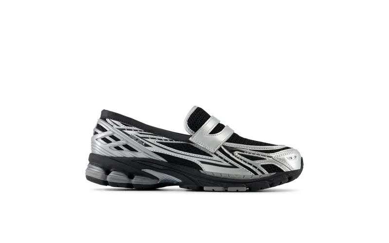 New Balance 1906L “Silver Metallic Black” (U1906LOC)