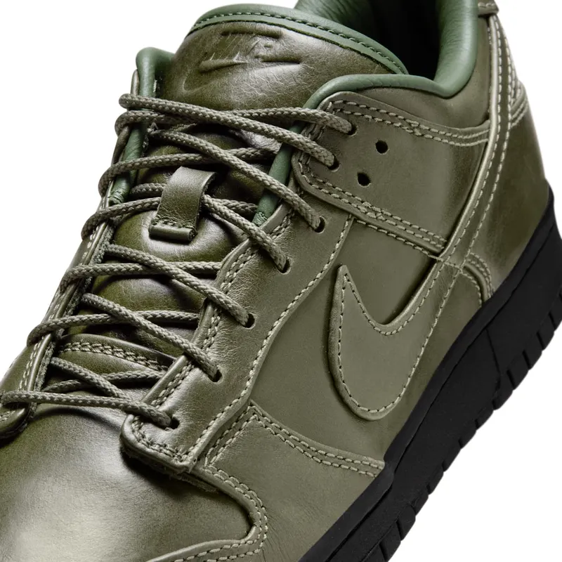 Nike Dunk Low PRM “Army Olive” (IQ3342-300)