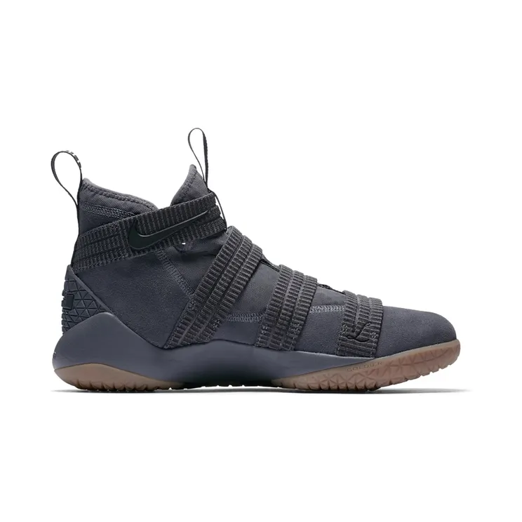 nike-lebron 897646-003