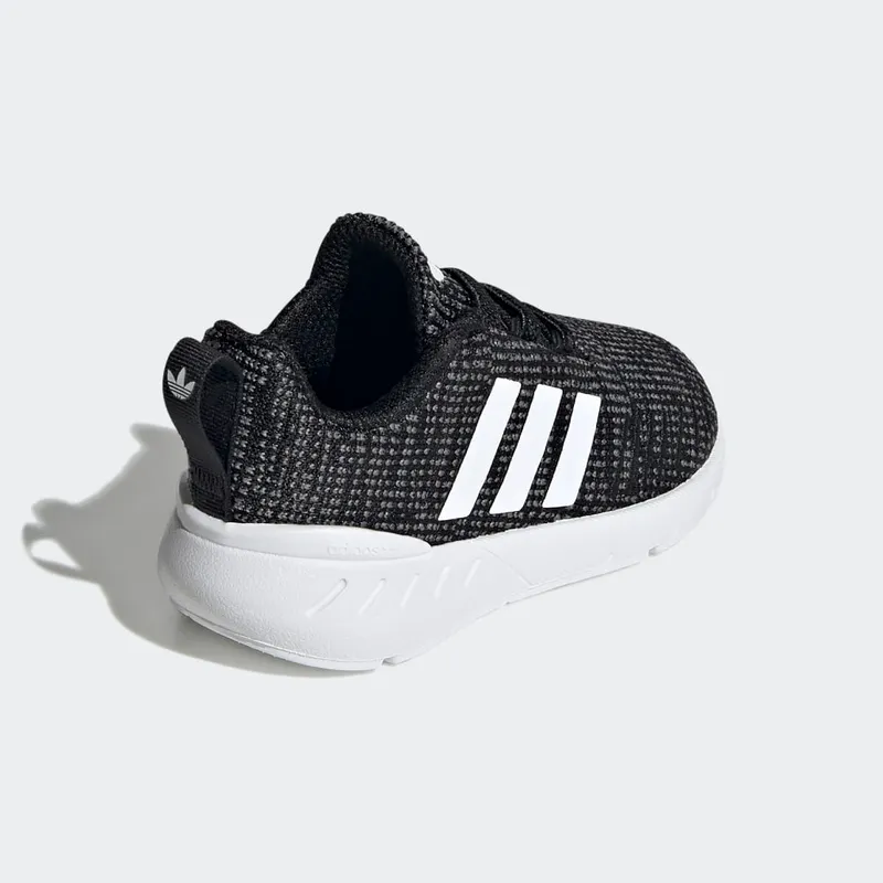 Adidas Swift Run 22 Core Black / Cloud White / Grey Five (GW8184)